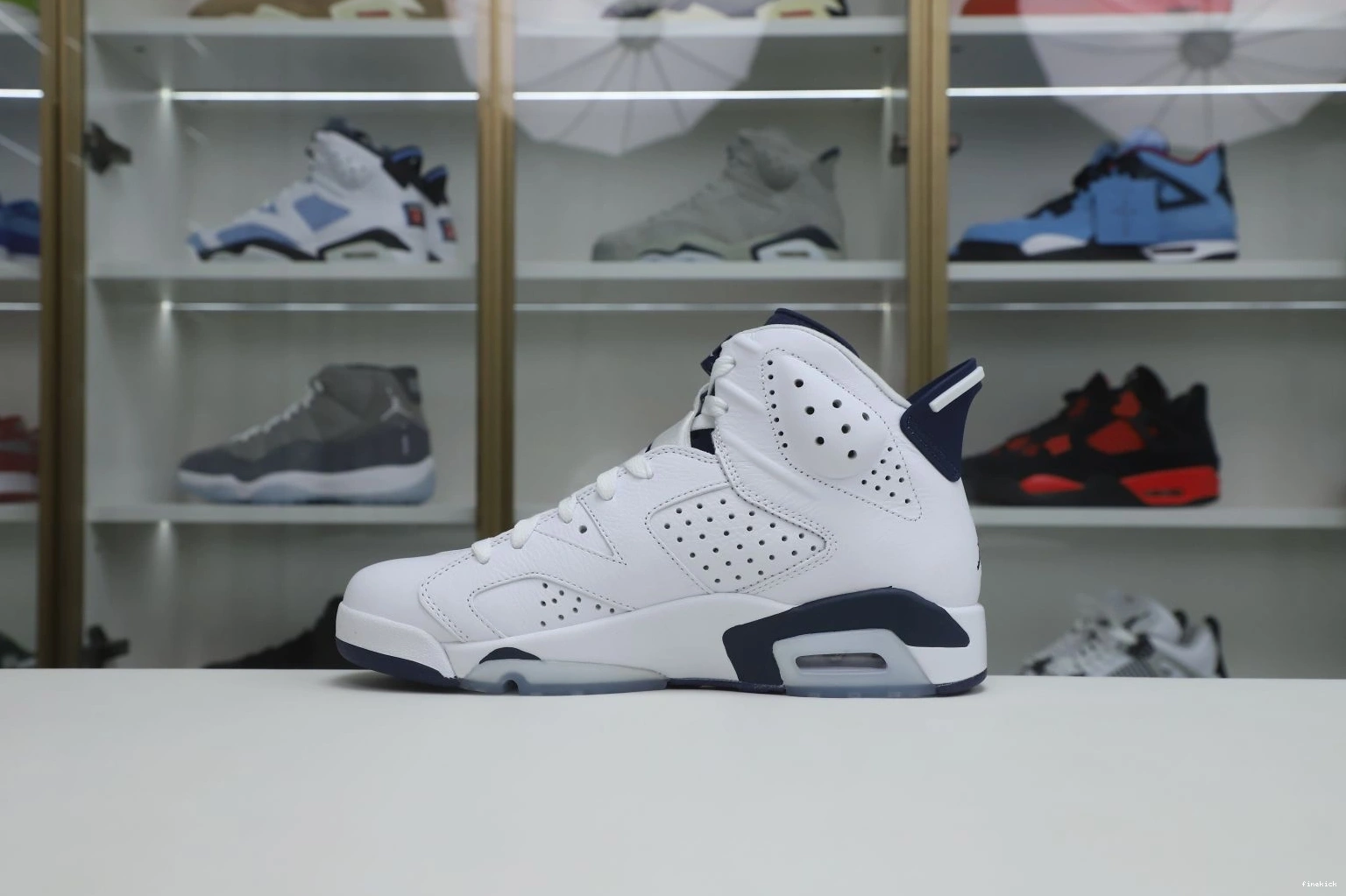 AIR 6 NAVY MIDNIGHT JORDAN 0311